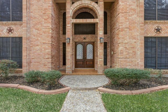 12211 Cypresswood Drive, Houston, TX 77070