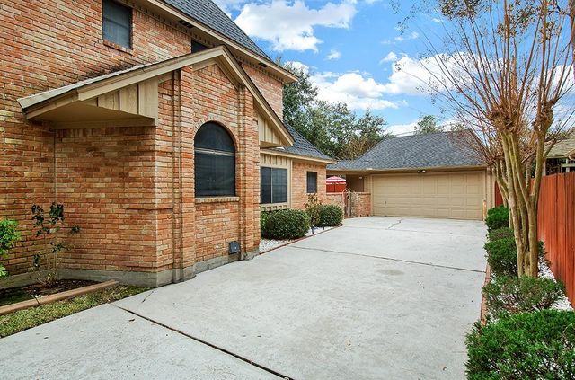 12211 Cypresswood Drive, Houston, TX 77070