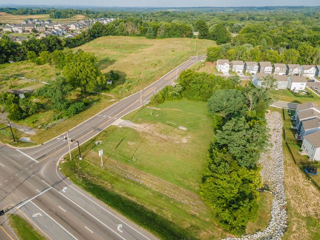 2408 Nashville Hwy, Columbia, TN 38401