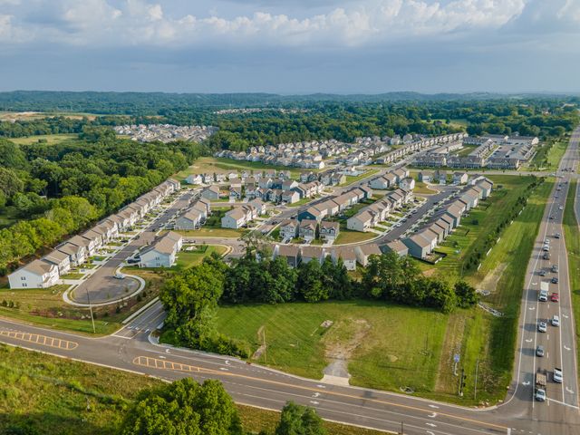 2408 Nashville Hwy, Columbia, TN 38401