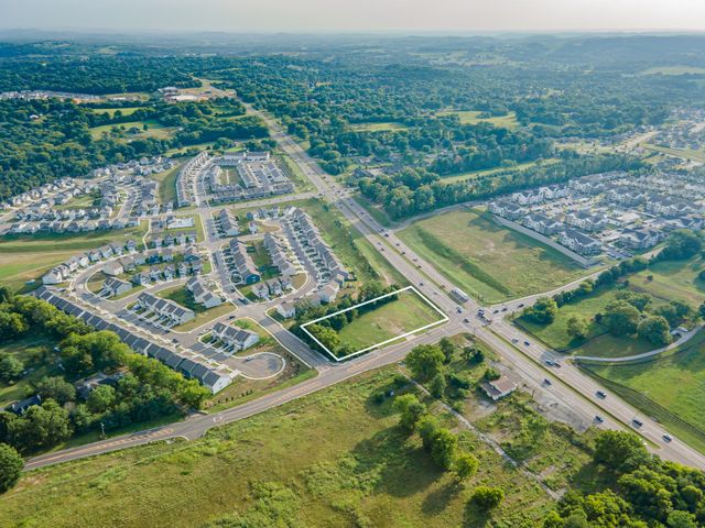 2408 Nashville Hwy, Columbia, TN 38401