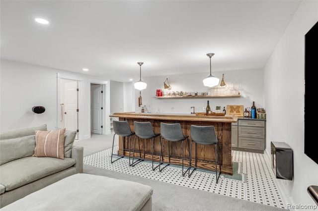 709 S Blair Avenue, Royal Oak, MI 48067