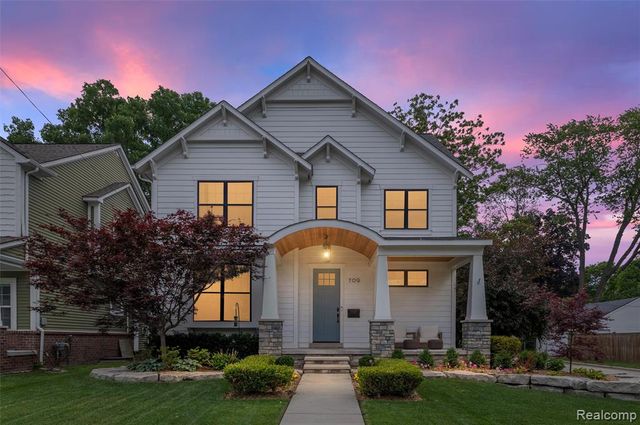 709 S Blair Avenue, Royal Oak, MI 48067
