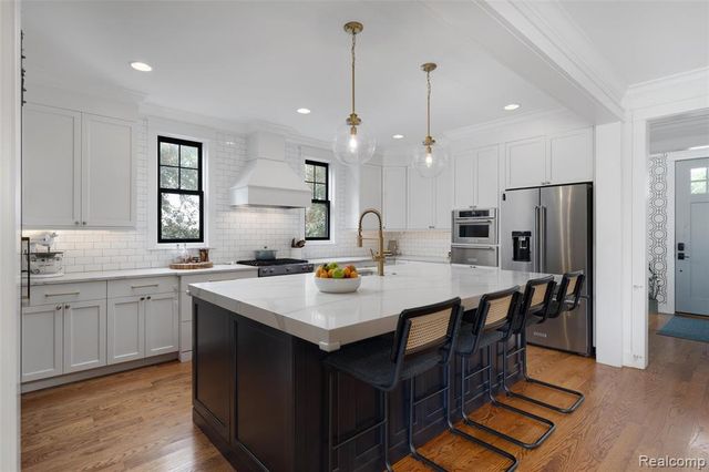 709 S Blair Avenue, Royal Oak, MI 48067