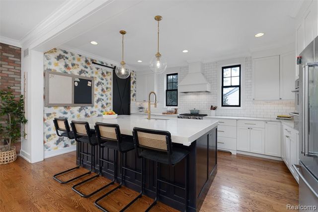 709 S Blair Avenue, Royal Oak, MI 48067