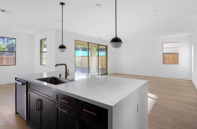 7379 Ailes Court, Gilroy, CA 95020