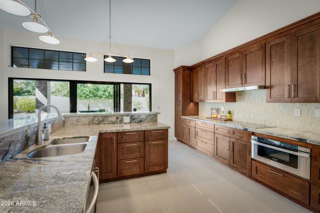 10080 E BLOOMFIELD Road, Scottsdale, AZ 85260