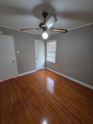 4584 E DEARING RD, Memphis, TN 38117