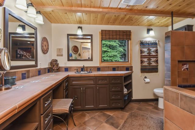 29070 Ridge View Rd, Foresthill, CA 95631