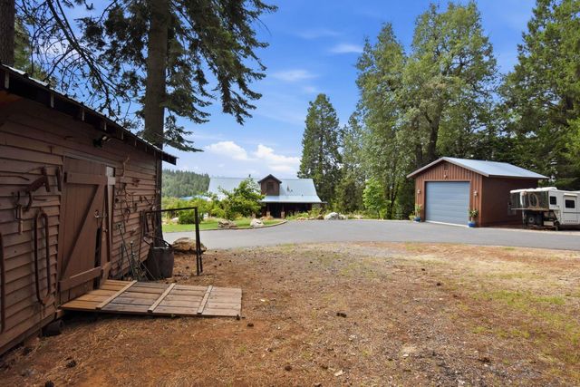 29070 Ridge View Rd, Foresthill, CA 95631
