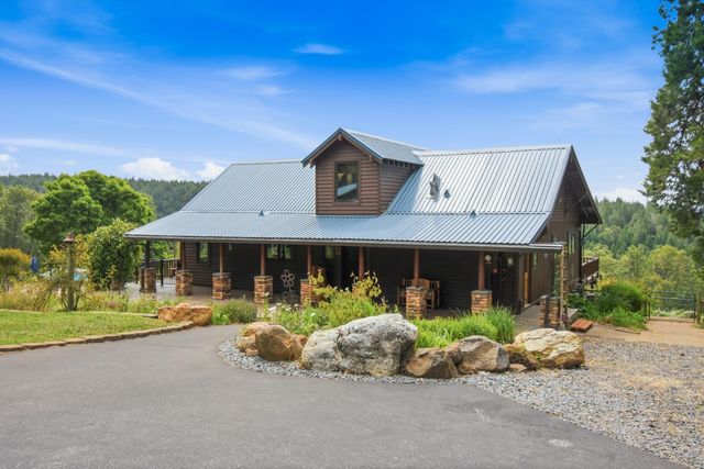 29070 Ridge View Rd, Foresthill, CA 95631
