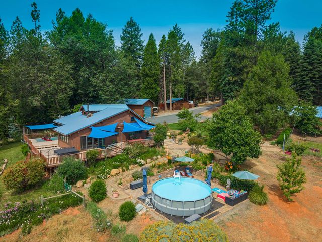 29070 Ridge View Rd, Foresthill, CA 95631