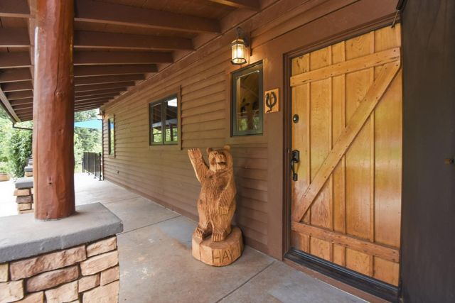 29070 Ridge View Rd, Foresthill, CA 95631