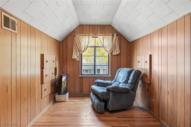 7503 Whittington Avenue, Parma, OH 44129