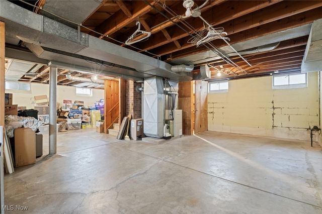 7503 Whittington Avenue, Parma, OH 44129