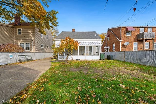 7503 Whittington Avenue, Parma, OH 44129