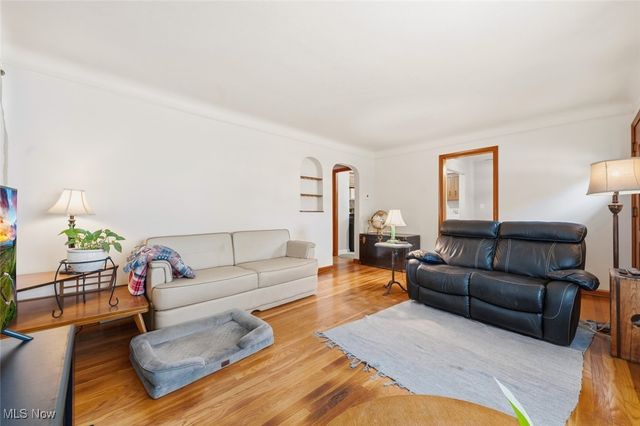 7503 Whittington Avenue, Parma, OH 44129