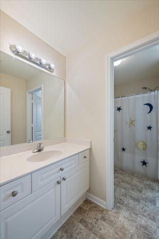 2187 Gold Valley Dr, Murfreesboro, TN 37130