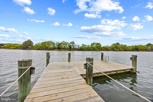 132 TANNERS POINT DR, Stevensville, MD 21666