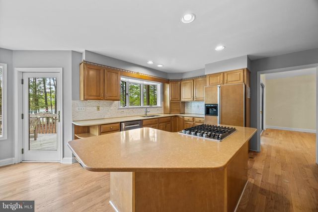 132 TANNERS POINT DR, Stevensville, MD 21666