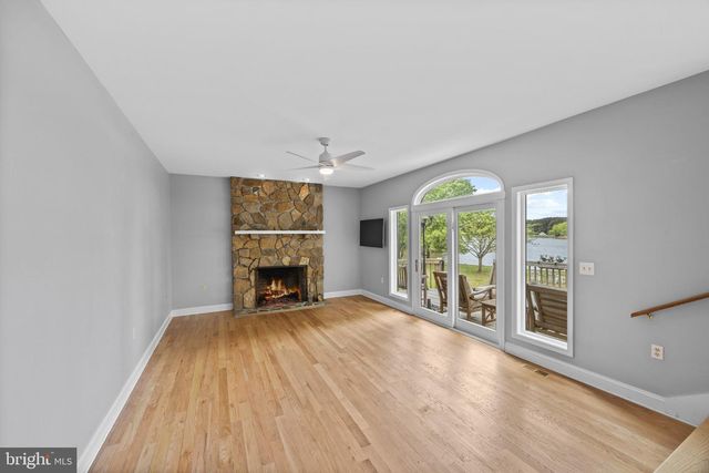 132 TANNERS POINT DR, Stevensville, MD 21666
