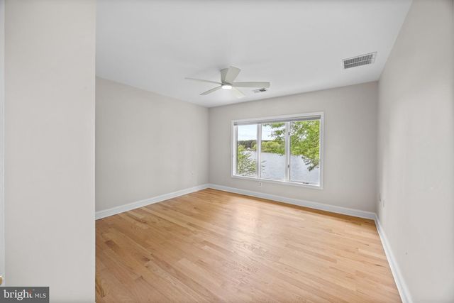 132 TANNERS POINT DR, Stevensville, MD 21666