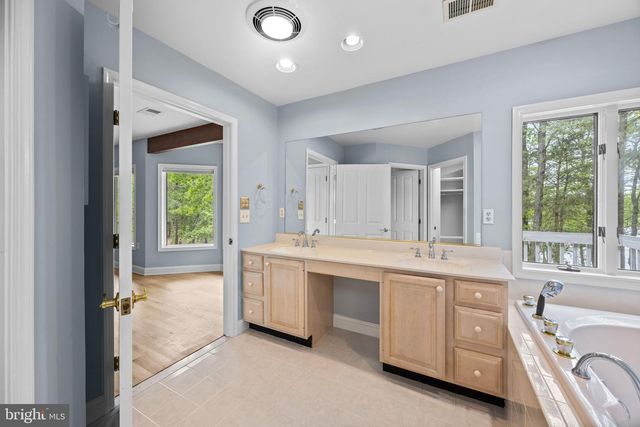 132 TANNERS POINT DR, Stevensville, MD 21666