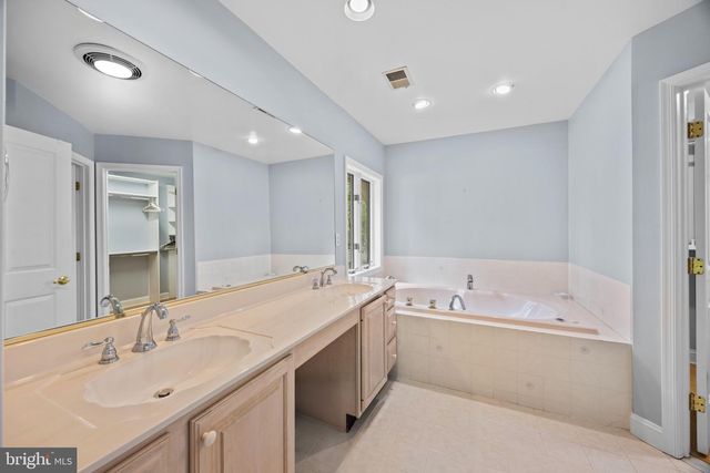 132 TANNERS POINT DR, Stevensville, MD 21666