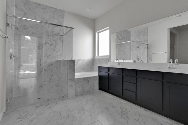 2822 Sapphire Hills Drive, Iowa Colony, TX 77583