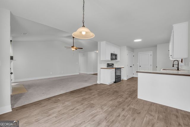 378 Walnut Drive, Hartwell, GA 30643