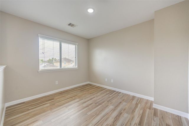 1714 Claremont Garden Circle, Houston, TX 77047