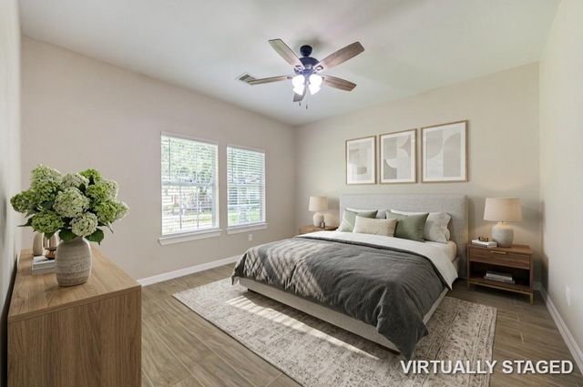 1714 Claremont Garden Circle, Houston, TX 77047