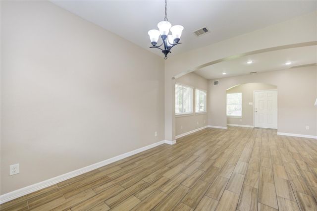 1714 Claremont Garden Circle, Houston, TX 77047