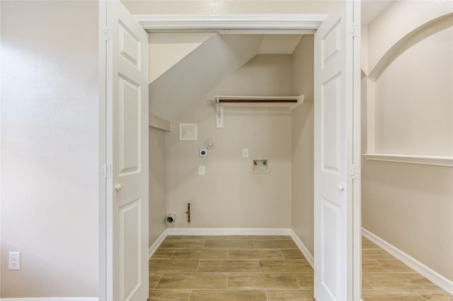 1714 Claremont Garden Circle, Houston, TX 77047
