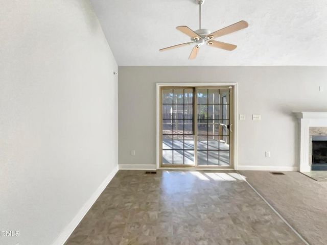 7623 Sable Drive, Fayetteville, NC 28303