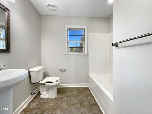 7623 Sable Drive, Fayetteville, NC 28303