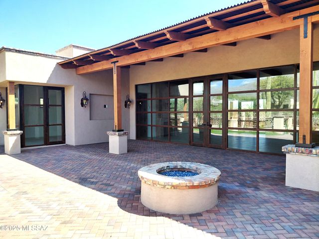 6060 N Piedra Seca, Tucson, AZ 85718