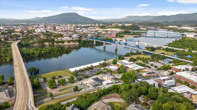 328 Tucker Street, Chattanooga, TN 37405