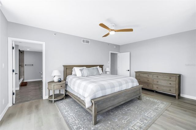 1520R GULF BOULEVARD 906, Clearwater Beach, FL 33767