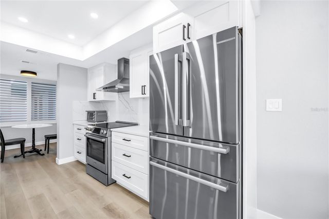1520R GULF BOULEVARD 906, Clearwater Beach, FL 33767