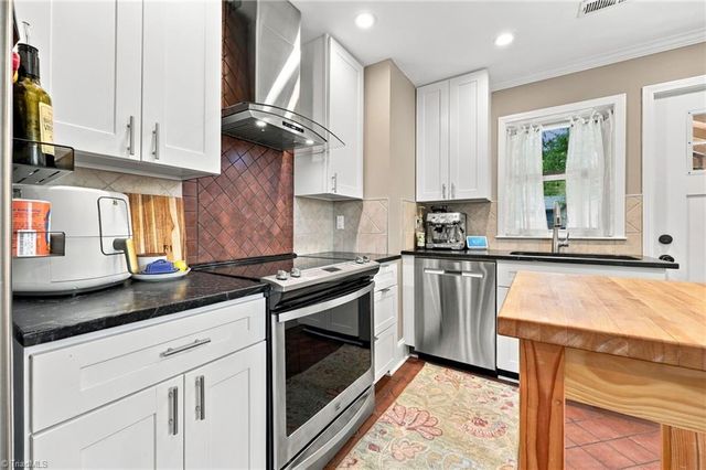 4236 Harvard Avenue, Greensboro, NC 27407