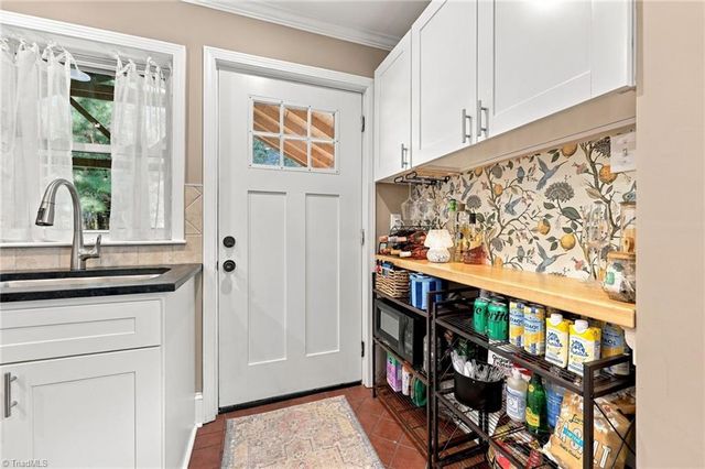 4236 Harvard Avenue, Greensboro, NC 27407