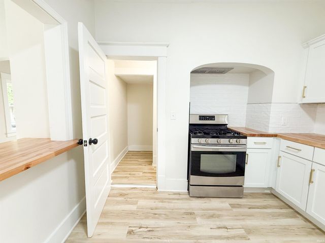 120 Louisa Street, Plymouth, IN 46563