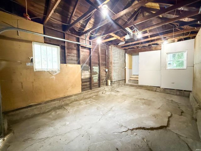 120 Louisa Street, Plymouth, IN 46563