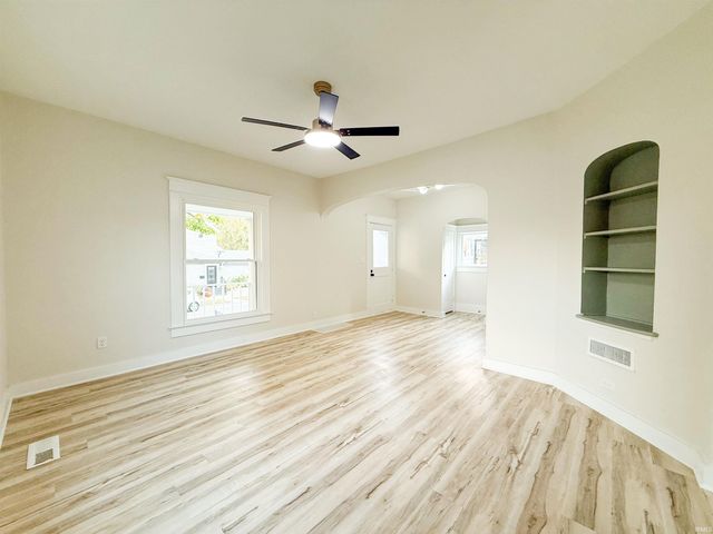 120 Louisa Street, Plymouth, IN 46563