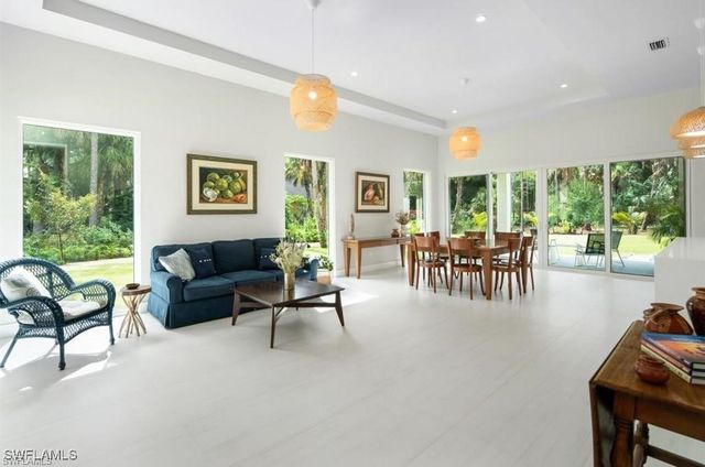 3740 3rd AVE SW, Naples, FL 34117