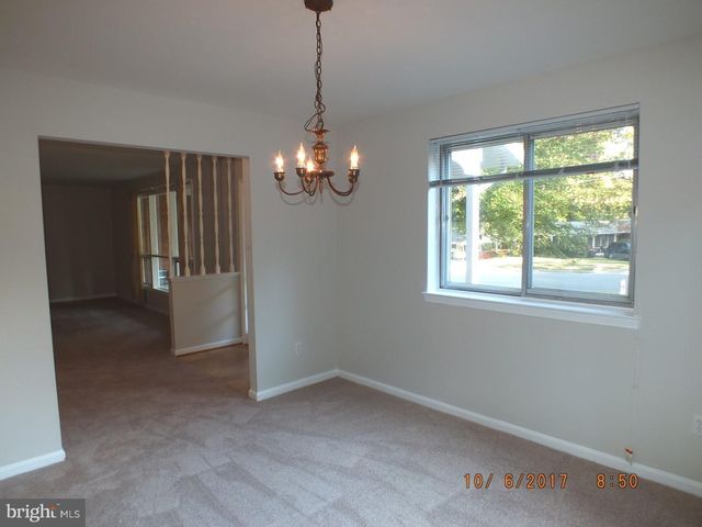 8531 PARLIAMENT DR, Springfield, VA 22151