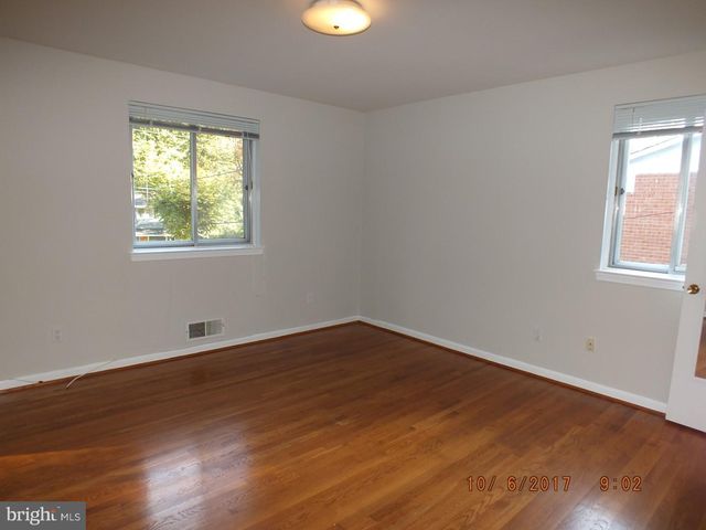 8531 PARLIAMENT DR, Springfield, VA 22151