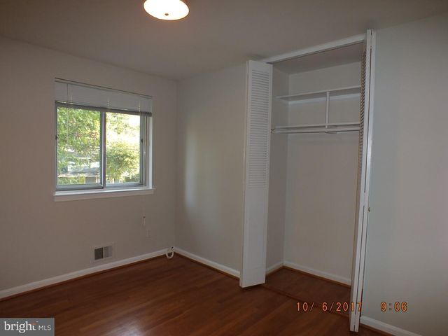 8531 PARLIAMENT DR, Springfield, VA 22151