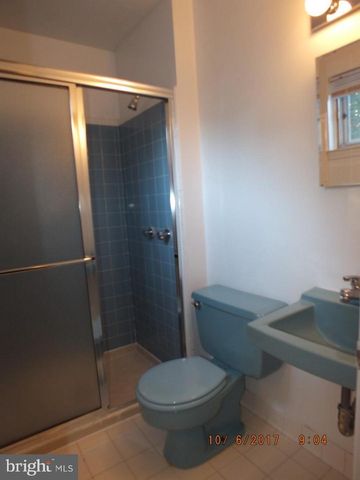 8531 PARLIAMENT DR, Springfield, VA 22151